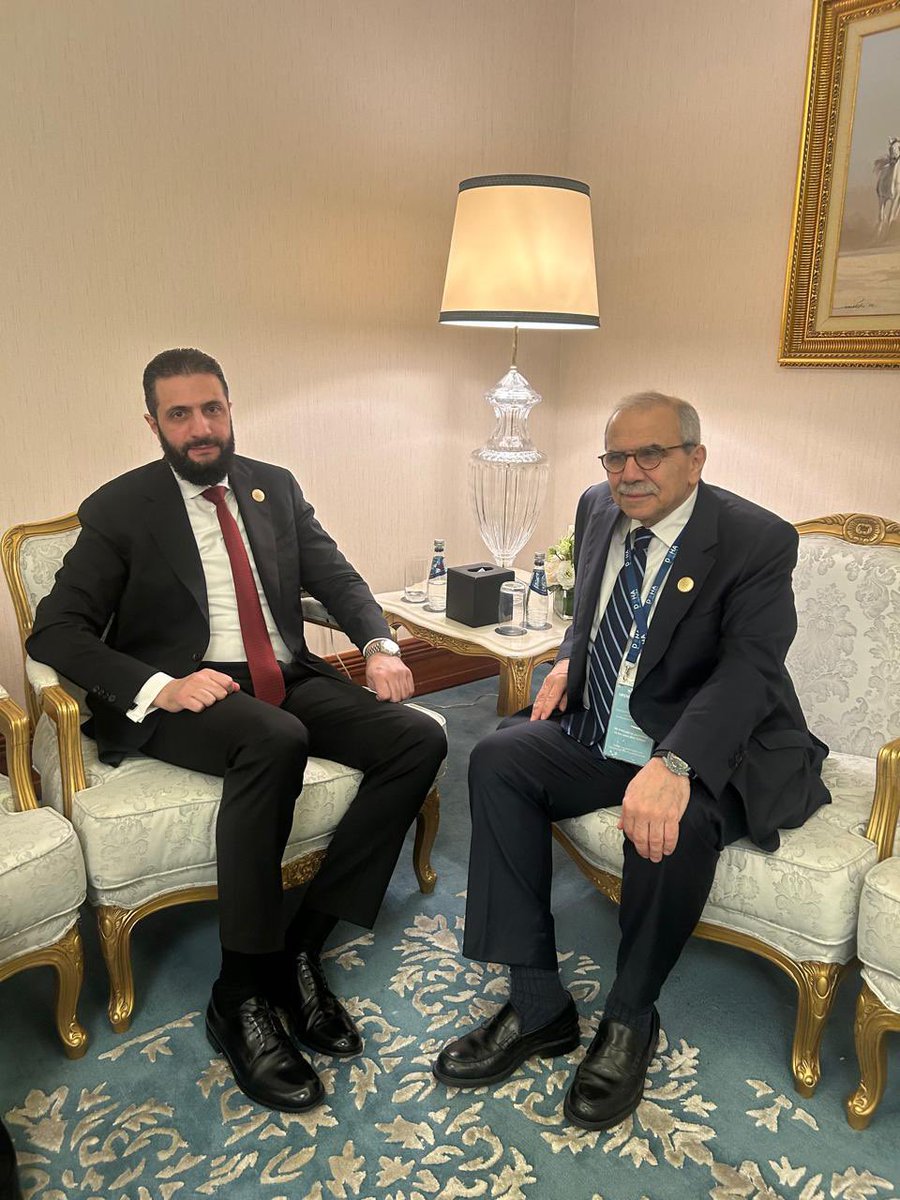 🇱🇧مُنى | Mona tweet media