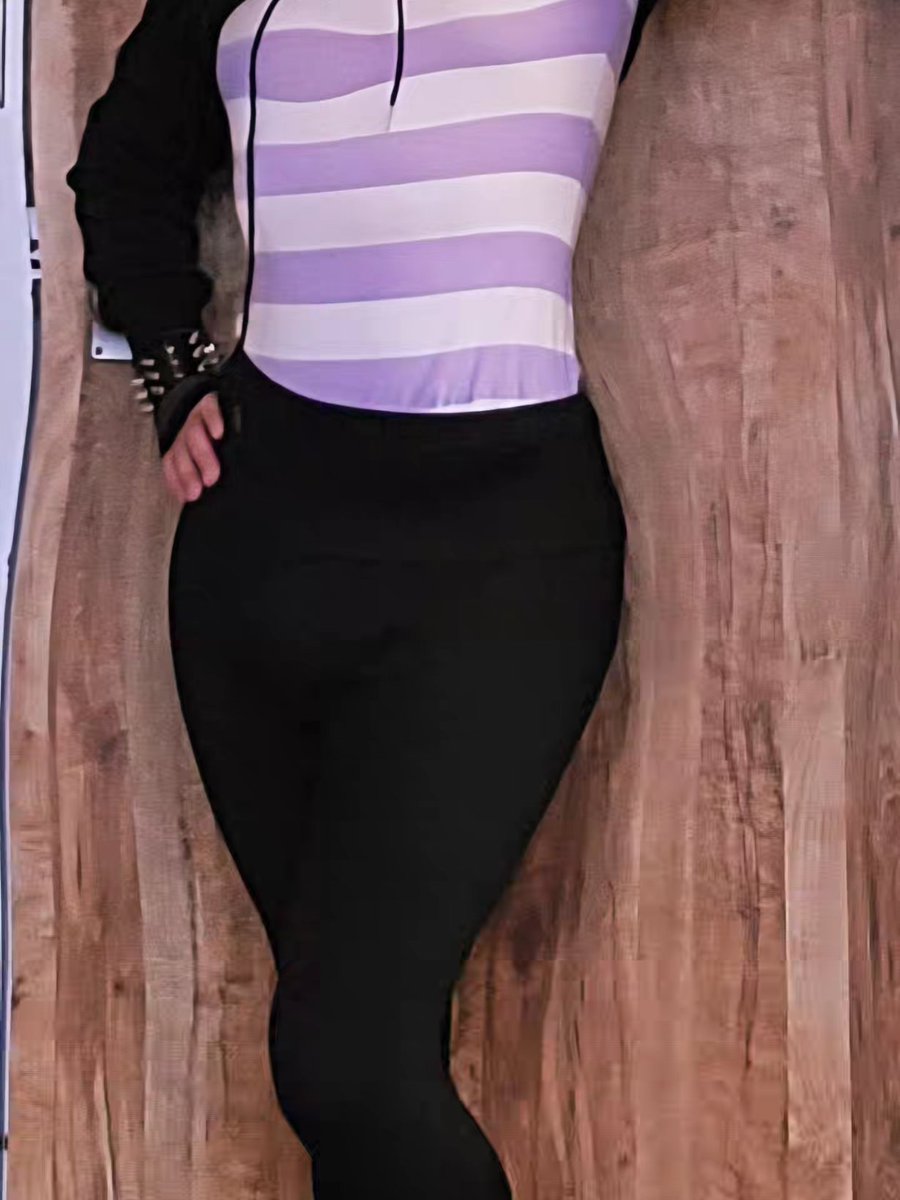 DragonQueen451's tweet photo. I decided to go out in public wearing my fem clothes! So, I was wearing: a sports bra, thigh-high socks, a waist trainer, and a skirt under my masc clothing. I spiced it up by wearing my spiked choker! I loved it! I might try just going out fully femme next!
#feminzation https://t.co/669T0pgiaA