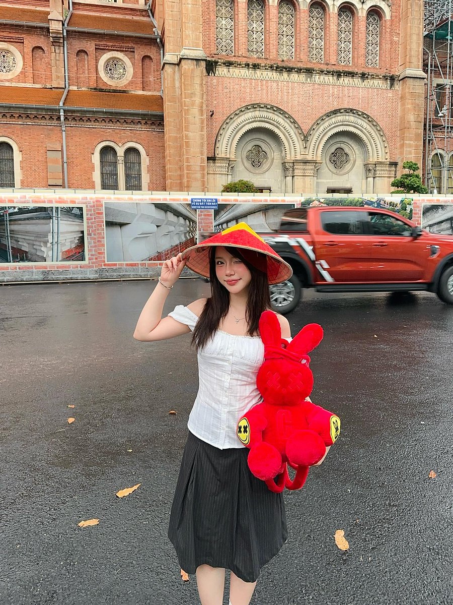 Zoe Cooper tweet media