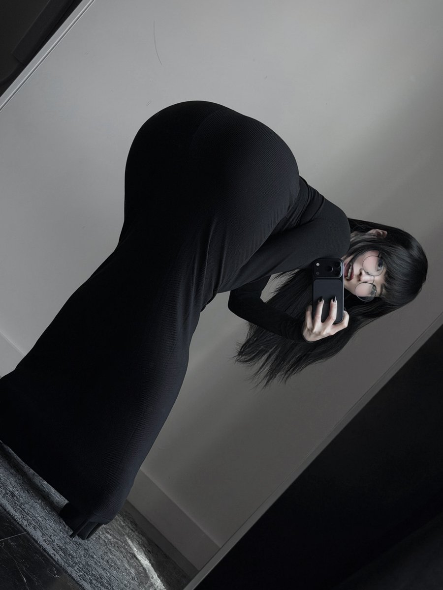 dystorra's tweet photo. look too long i’ll bite u https://t.co/VFhguzacvp