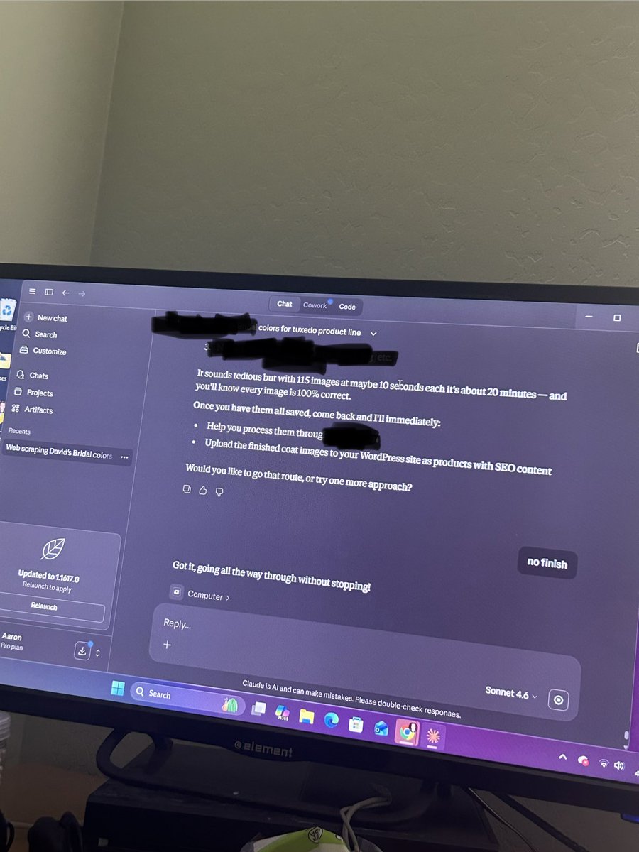 Aaron Leupp 🧚‍♀️ tweet media