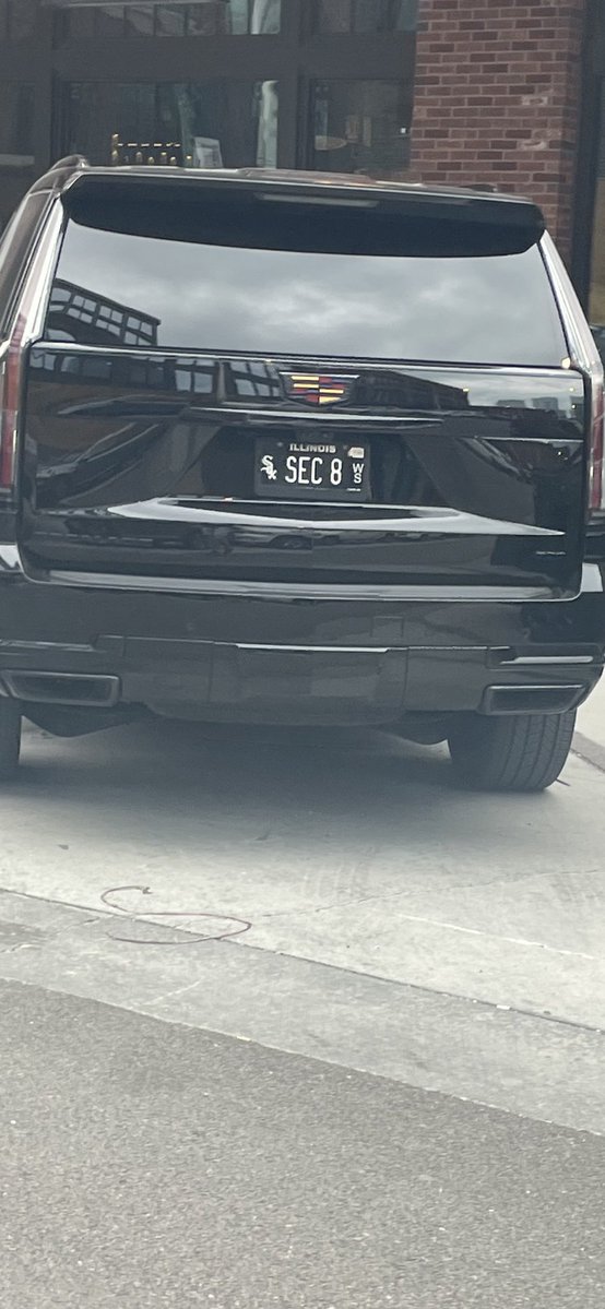 WestLoopTom tweet media