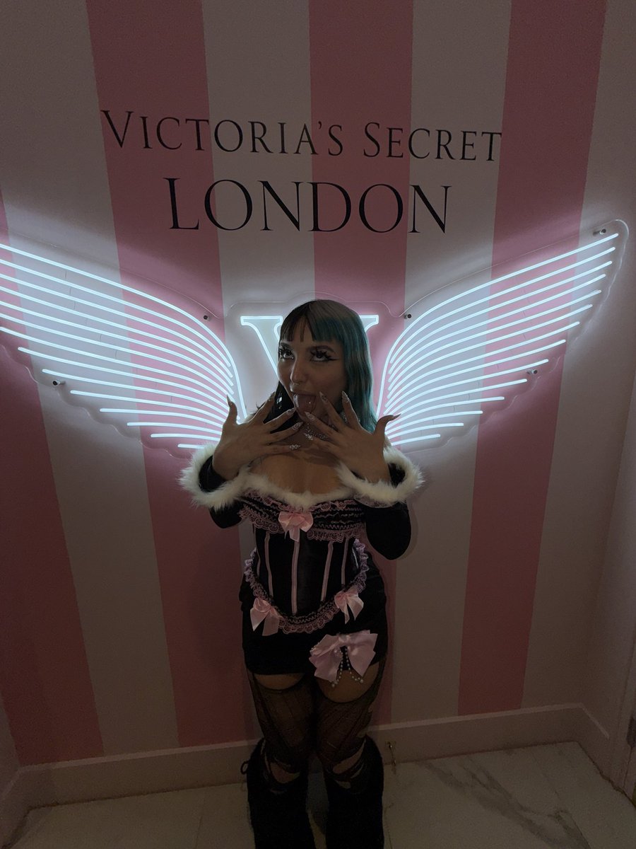 bellebelinhaS2's tweet photo. A nova Angel da Victoria secrets : https://t.co/nVfYF60jtH