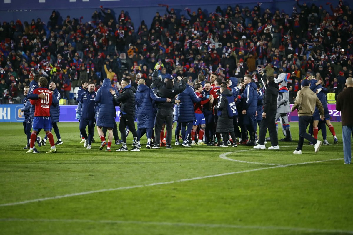 Dawid Wygas tweet media