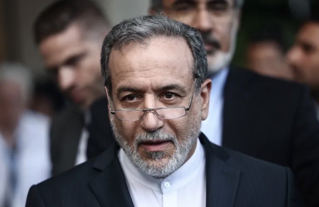 وصول وفد إيراني إلى إسلام آباد بقيادة عباس عراقجي ومحمد باقر قاليباف — تقرير WSJ