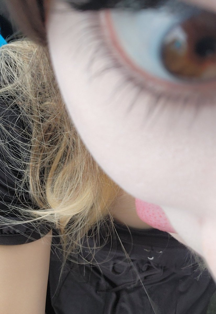 kits 🦊🦇 goth shinigami【VRawr】 tweet media