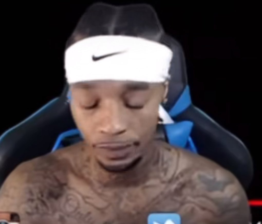 nerona 🦋 tweet media