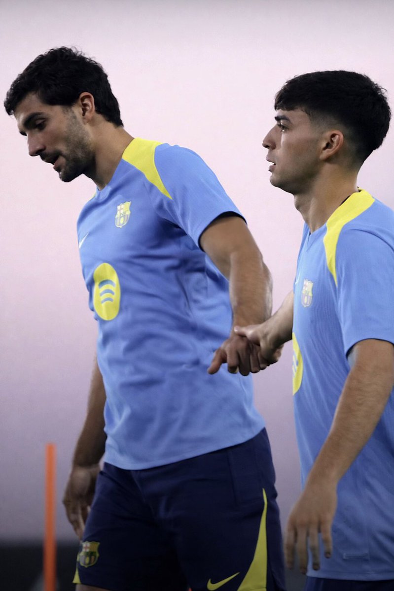 tamar🦈⚞•⚟¹ tweet media