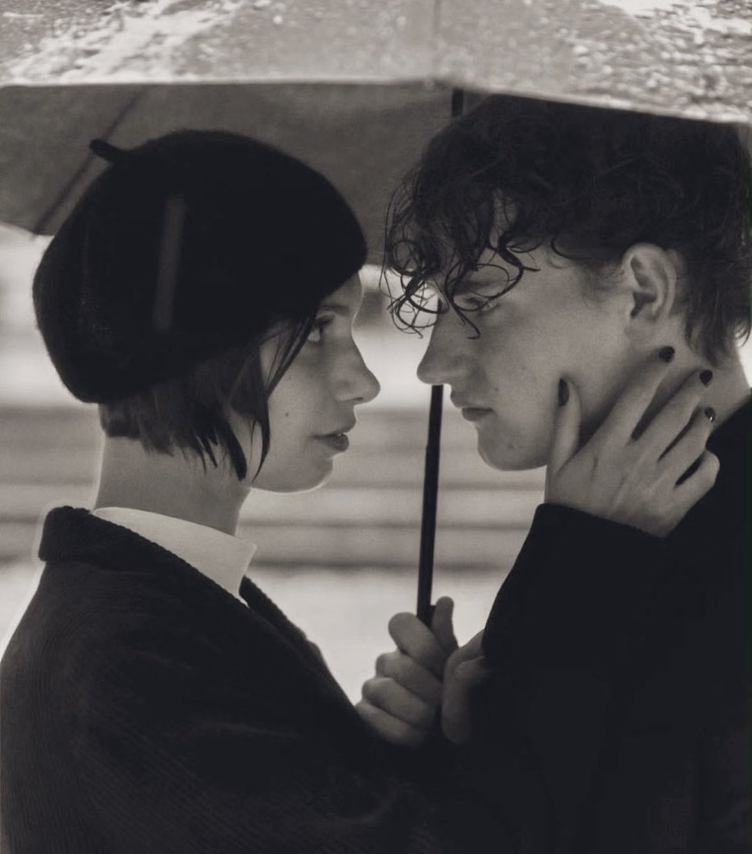 Claudia Arroyo💜 tweet media