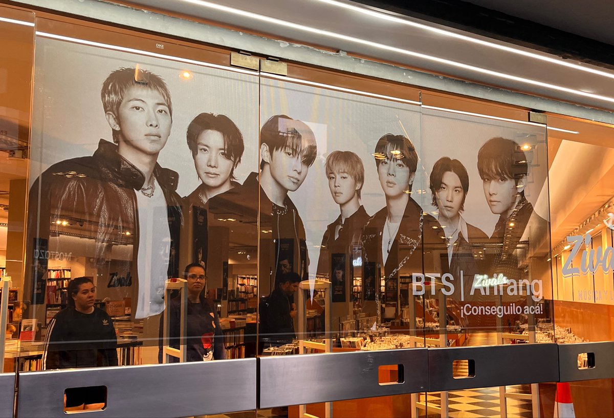 abril 🪭 23/10 tweet media