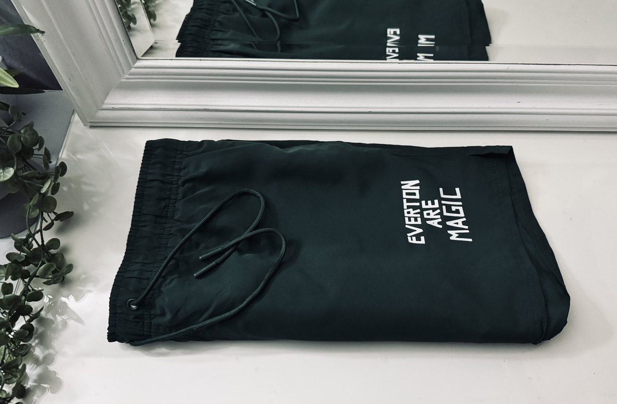 Wee Bella1973 tweet media