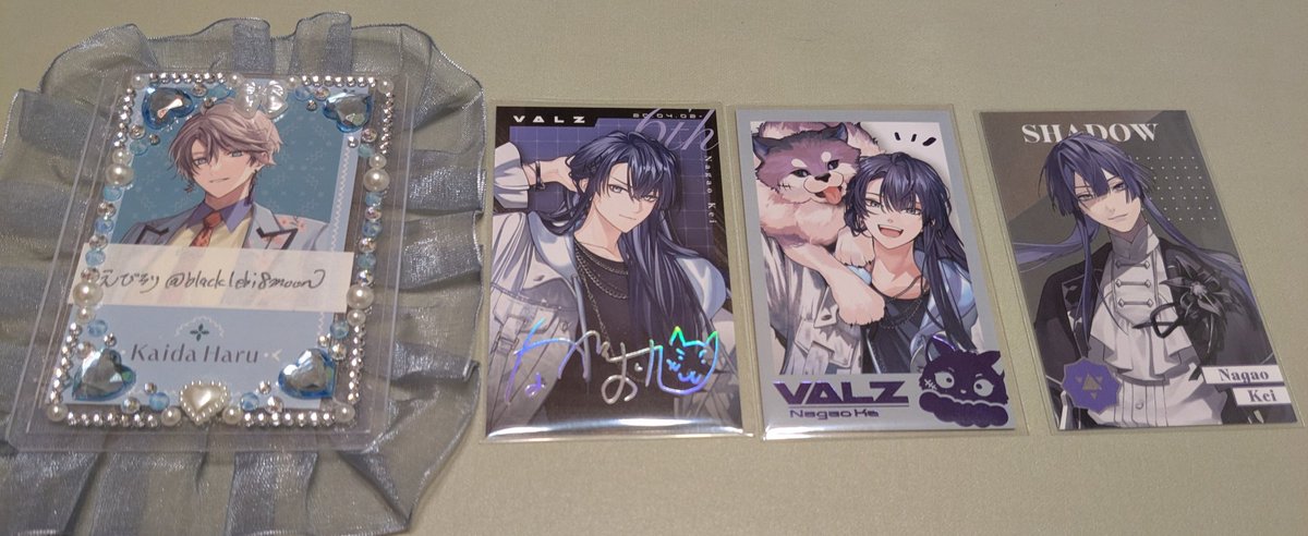 えびちり tweet media