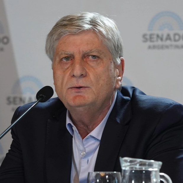 Clarín tweet media