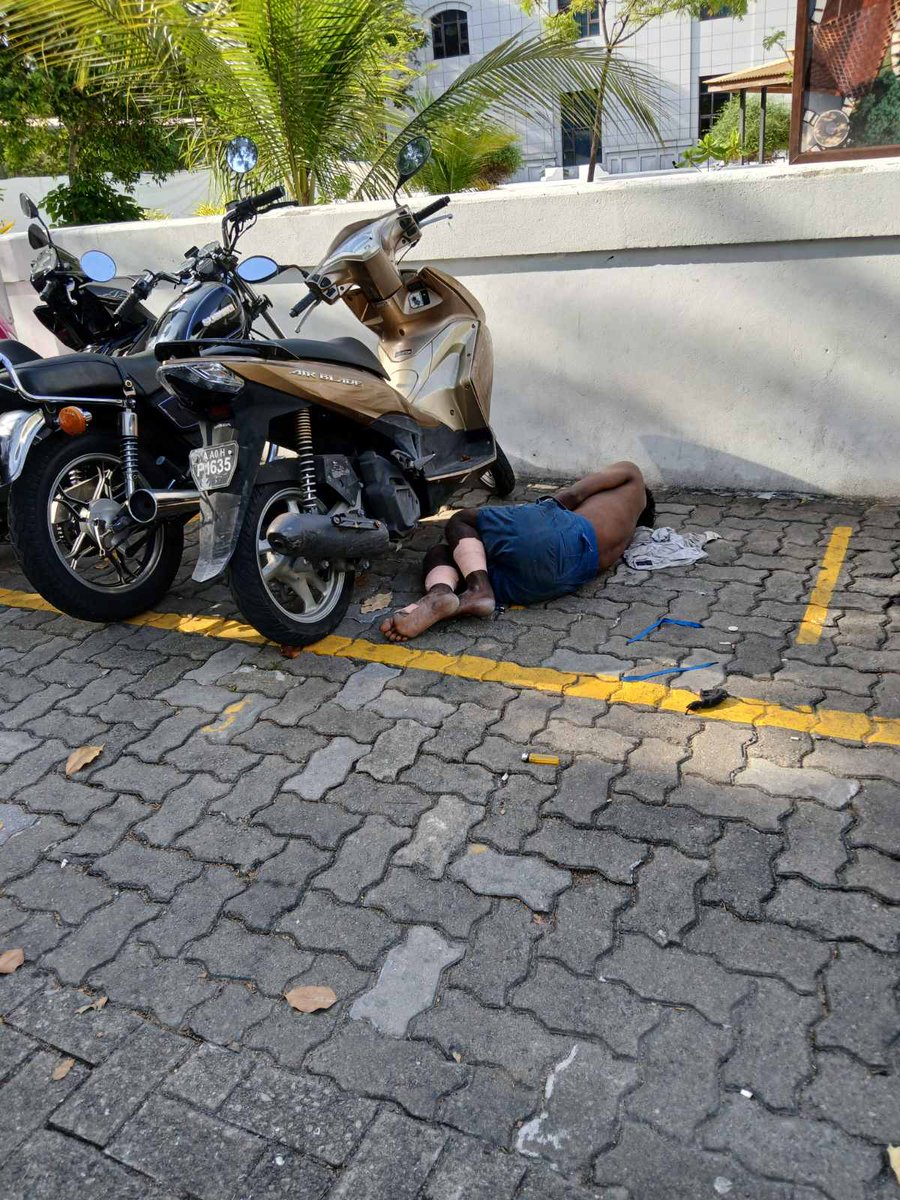 quarn33's tweet photo. mihiree meehun ulhey haalu. https://t.co/851YxmTbh9