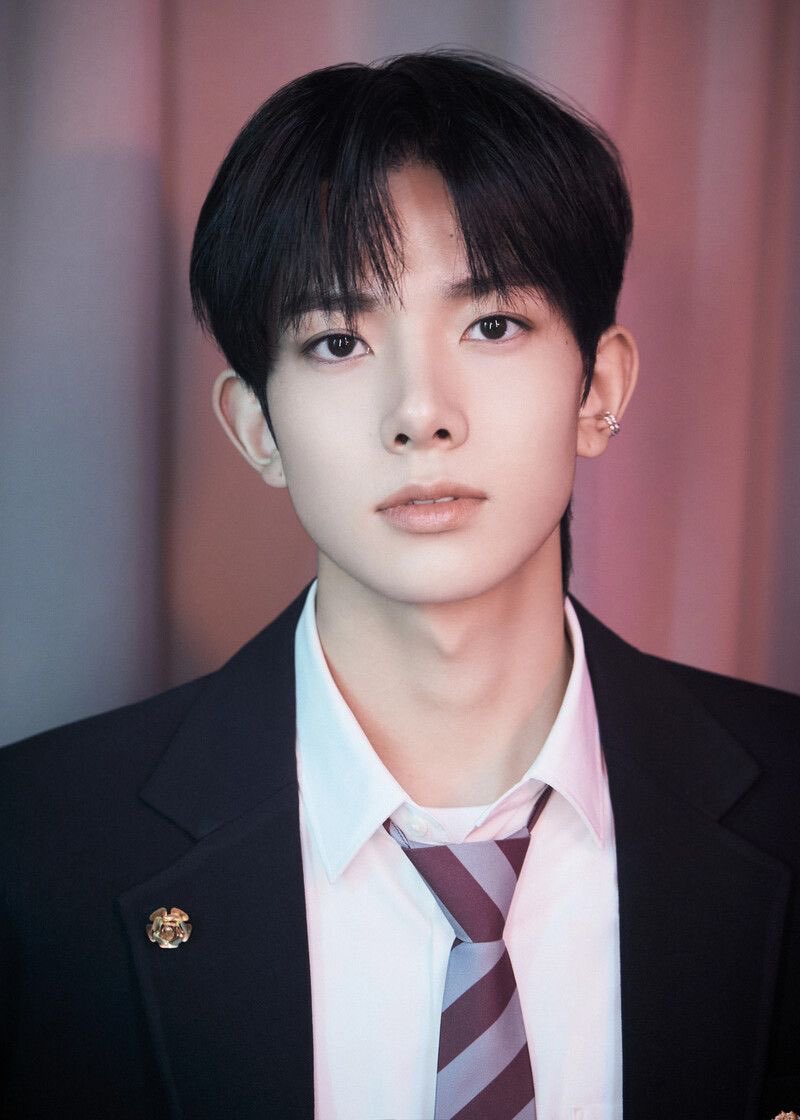 EVAN BASE tweet media