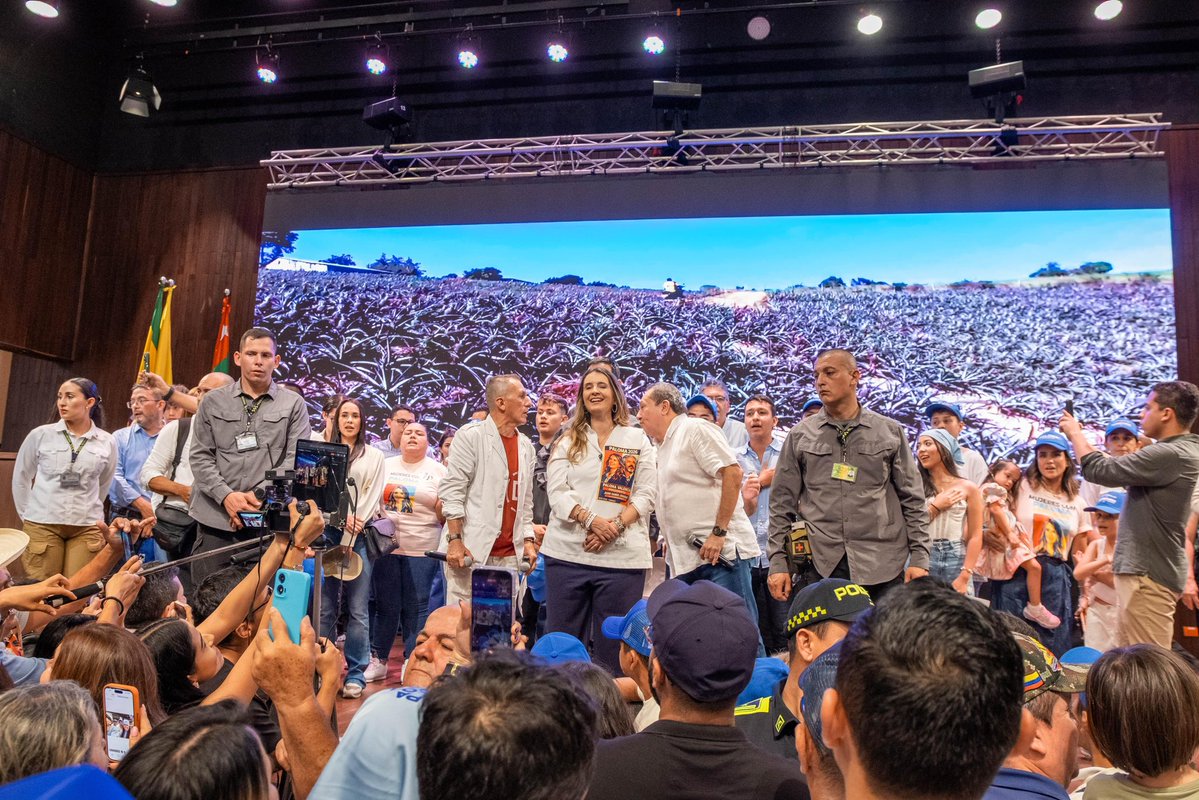 Paloma Valencia L tweet media