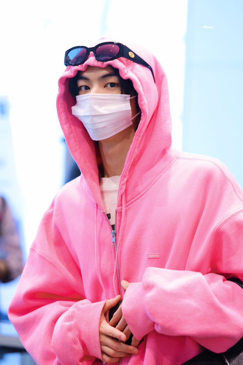 𝙈𝙖𝙯𝙚. tweet media