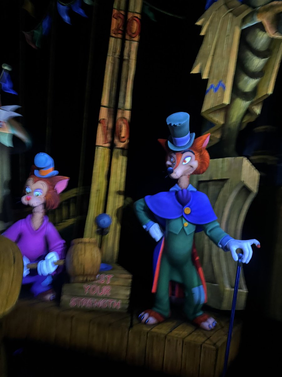 🦊みーのすけ🐱9日🌊10日🏰 tweet media