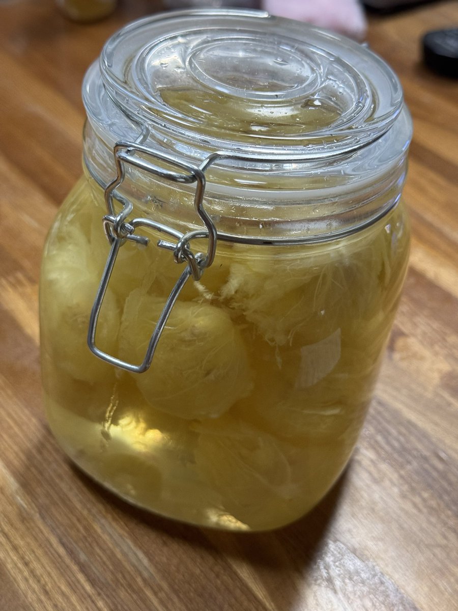 おおねえ tweet media