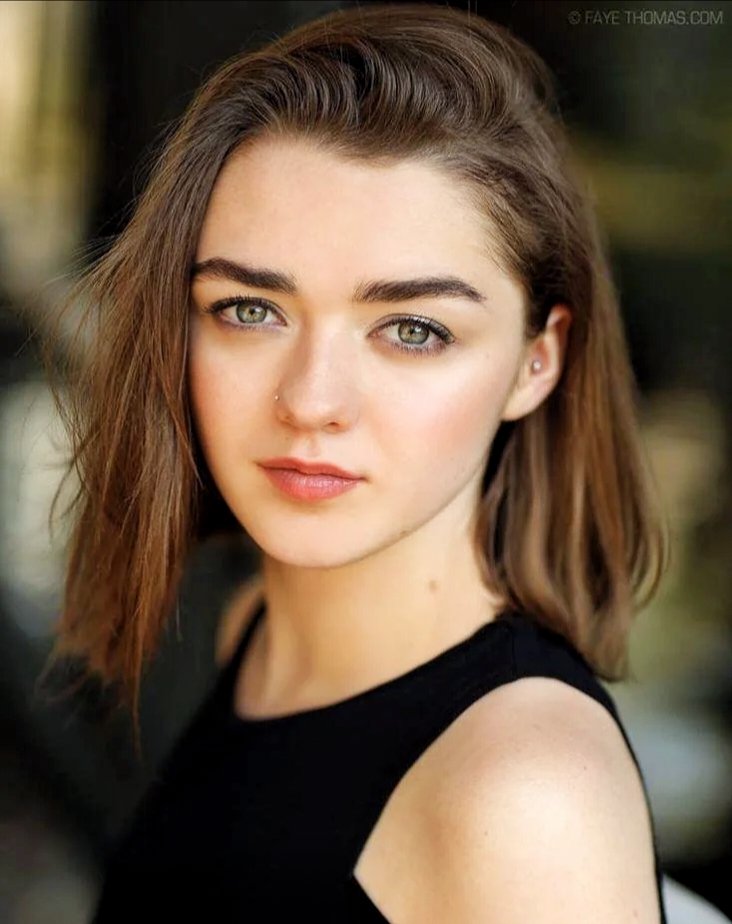 maisie williams, insanely beautiful 😍
