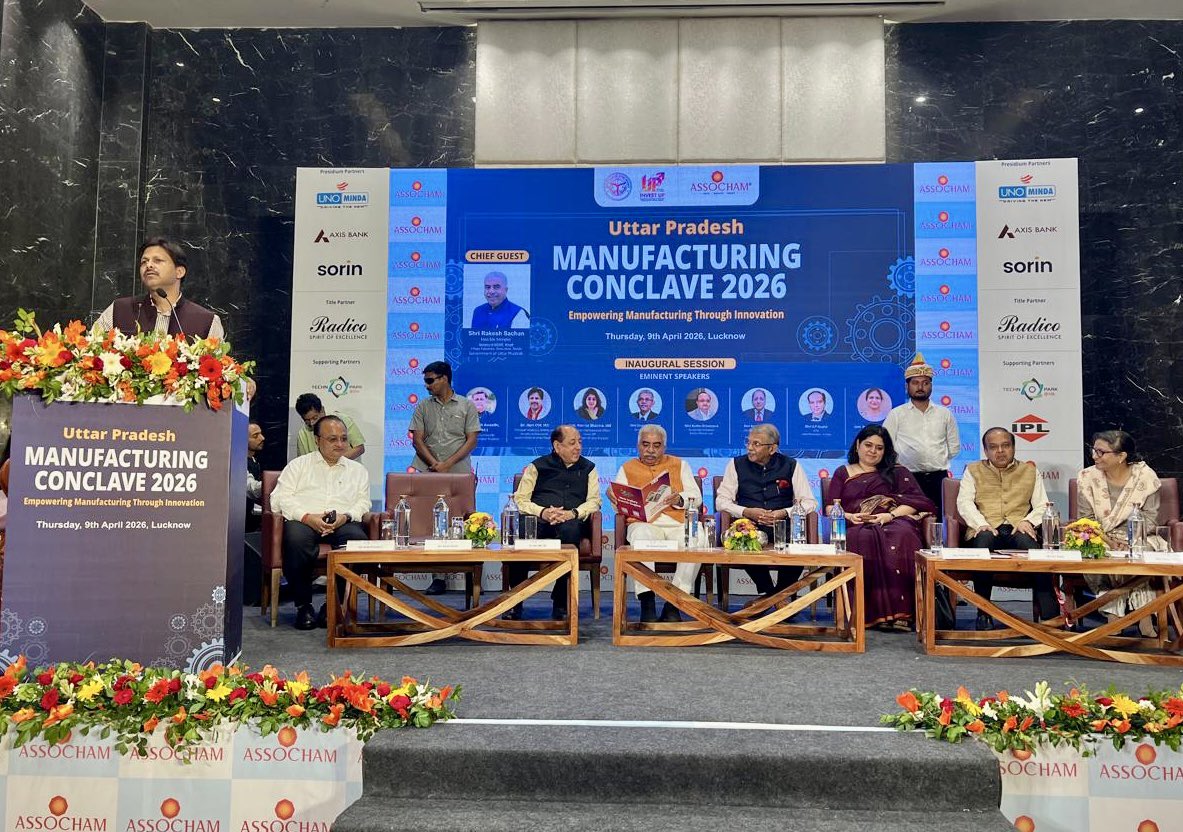 dr_hariom_ias's tweet image. Addressing Manufacturing Conclave in Lucknow. Organised by ASSOCHAM. Emphasised on the need for Industry-Govt-Academia partnership for preparing an industry n entrepreneurship ready manpower for our economy. #drhariomias #skill #industry #assocham #Lucknow