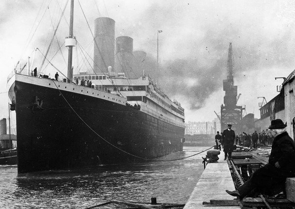 HistoryMattersX's tweet photo. 🇬🇧 Wednesday #10April 1912, shortly after midday, the Royal & United States Mail Steamer Titanic left Southampton’s White Star Dock on her maiden voyage to New York via Cherbourg and Queenstown.
The #RMSTitanic departed from #Southampton with an estimated 1.846 people on board. https://t.co/NTCTPRF0rf