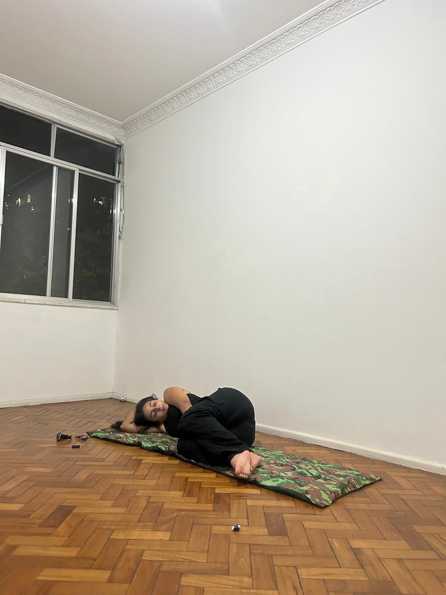 amanda melo tweet media