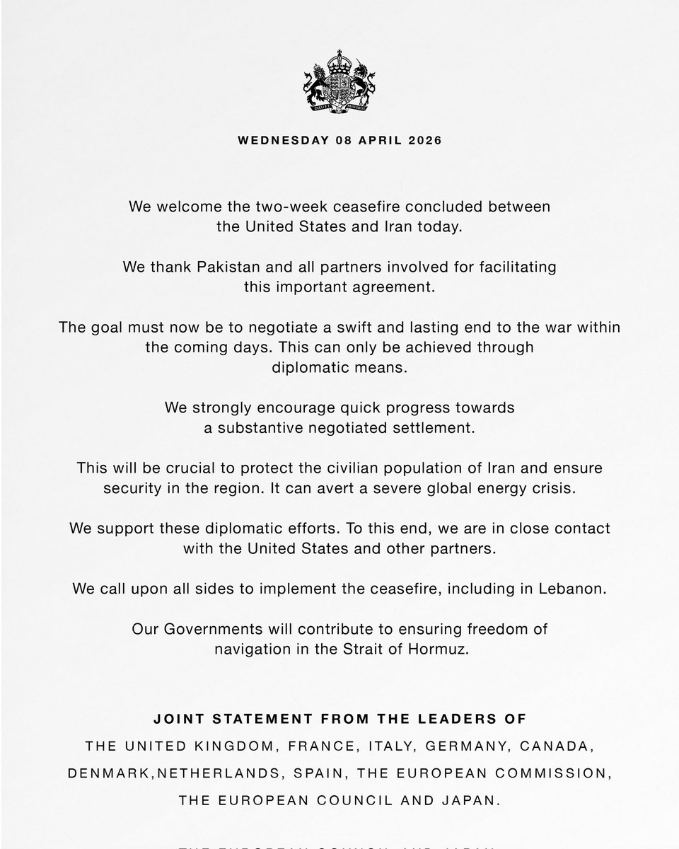 डिप्लोमेसी व्यक्तिगत पूर्वाग्रहों से नहीं चला करती। मोदी सरकार  की डिप्लोमेसी देश के हितों से ज्यादा पार्टी के हितों और बहुसंख्यकों की सोच से जुड़ी हुई है, पहली बार साफ नजर आ रहा है कि विश्वगुरु के नाम पर बने झूठे  आवरण की चिंदिया उड़ रही हैं।

एक ऐसा देश जिसे भूखा नंगला साबित