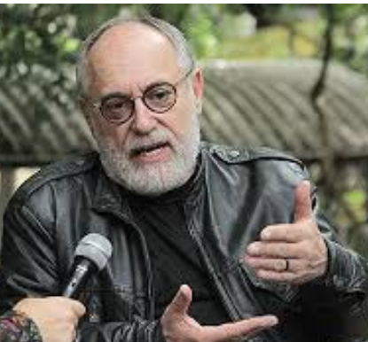 Insatisfeito com o imbróglio PDT/PT, o PSOL ameaça ter candidato próprio. O nome seria Pedro Ruas, brizolista das antigas, ex-secretário de Obras de Olívio Dutra.
Não posso dizer que ele é mais trabalhista que a Juliana. Mas que a maioria da direção pedetista gaúcha, sem dúvida.