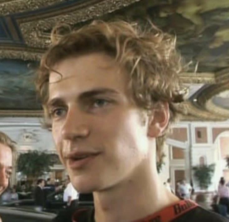 Hourly Hayden (@haydenposting) on Twitter photo 