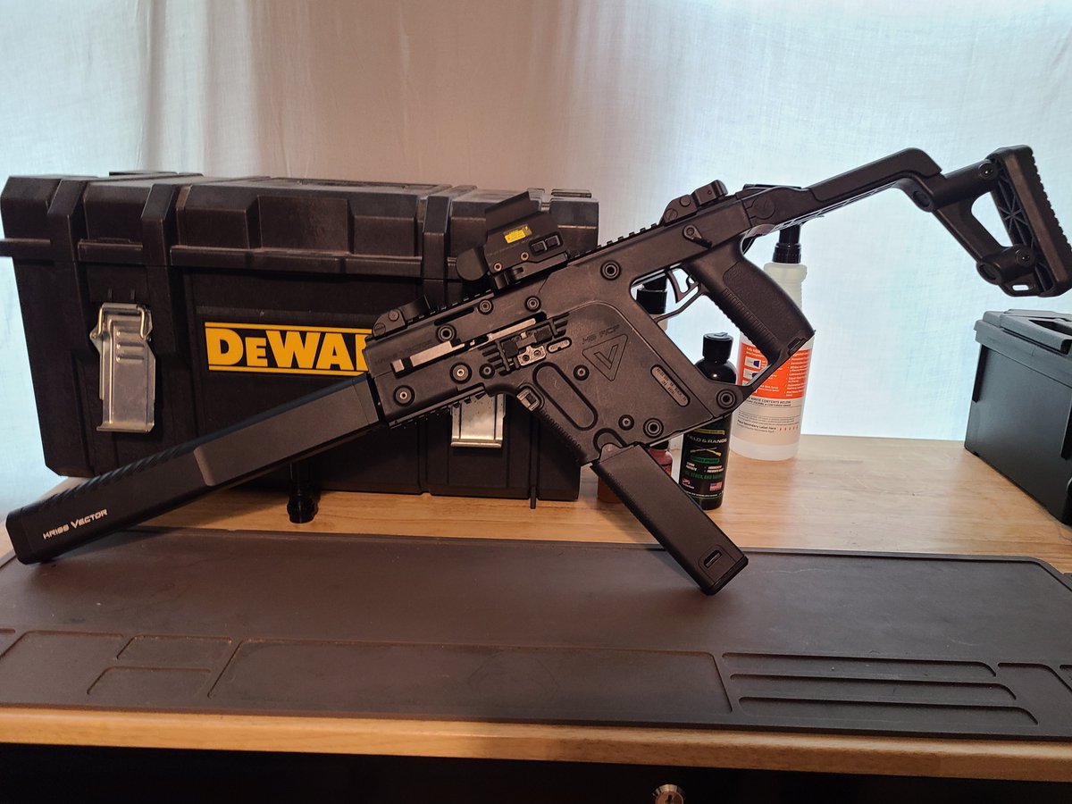 DogGunnit tweet media