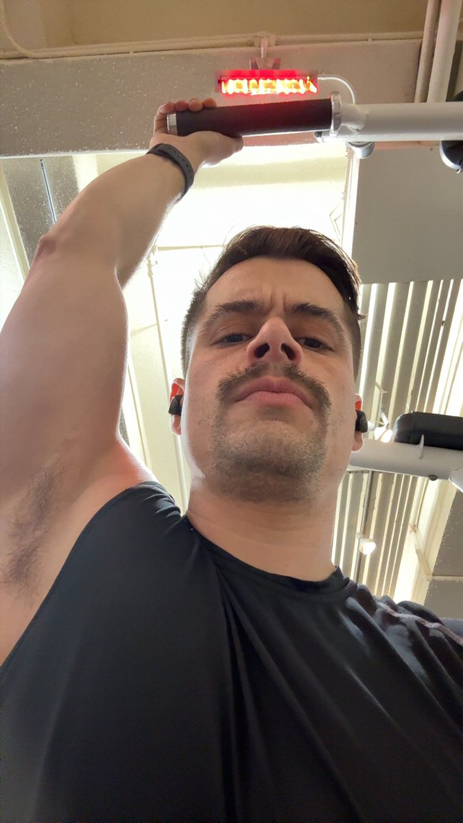 Mister Peanutbutter tweet media