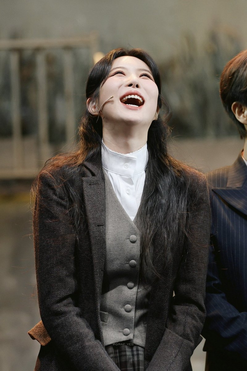 듀..빙구래 tweet media