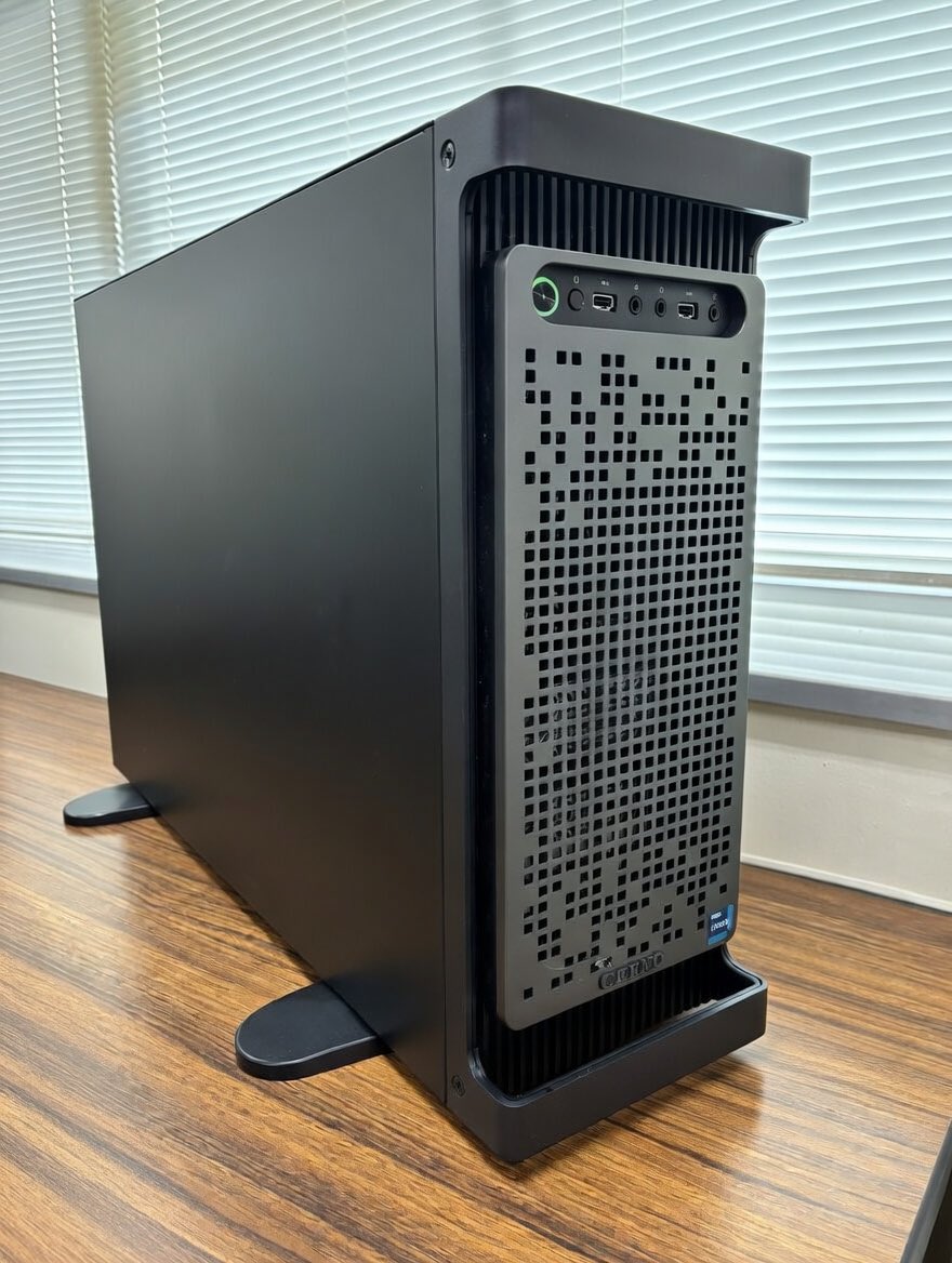 applied_HPC_AI's tweet image. 📣【納品事例】北九州工業高等専門学校様

量子化学計算ソフト『Gaussian』向け
ワークステーションを導入いただきました。

■導入前の課題
・データが膨大で解析に時間がかかりすぎる
・試行回数が減り研究の精度が低下
→ 研究テーマそのものに制限がかかる

■納品構成
・OS：Windows11Pro for