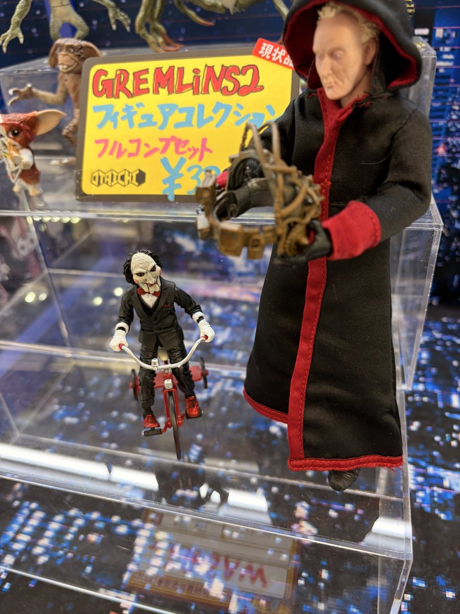 Live or die, make your choice.】 ジグソウとビリーのフィギュアが
