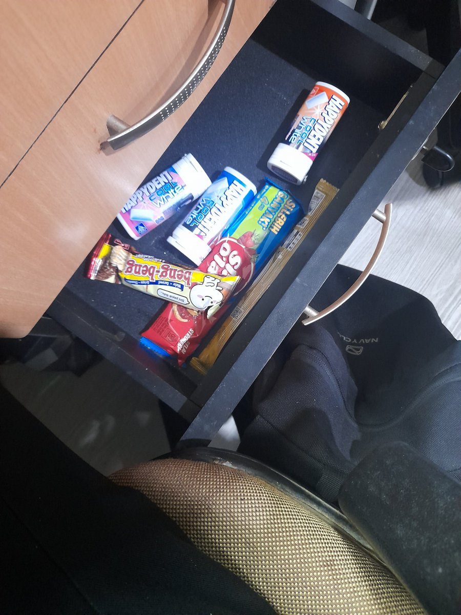 scottpilghif tweet media