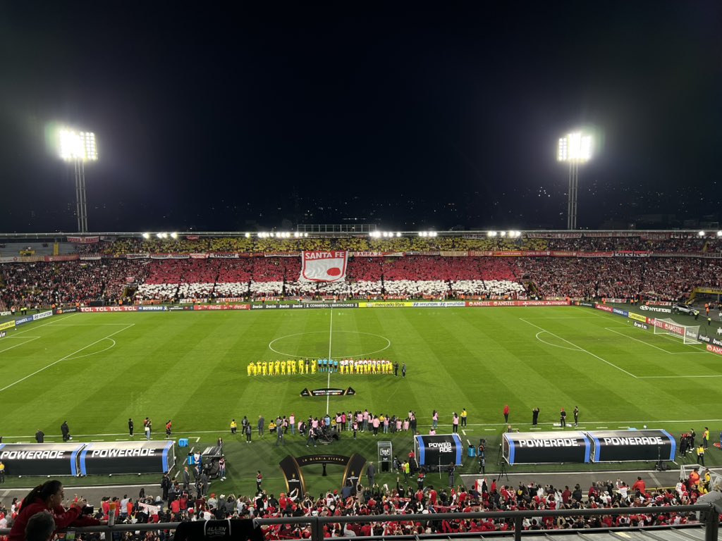 SoyMiguelParis's tweet image. ¡Dato oficial de asistencia en #SantaFe 🇮🇩 vs. #Peñarol  🇺🇾, por la fecha 1 de la Fase de grupos de la #CopaLibertadores 2026 🏆!

🏟️Asistencia: 21.480

➡️ Información de @SantaFe