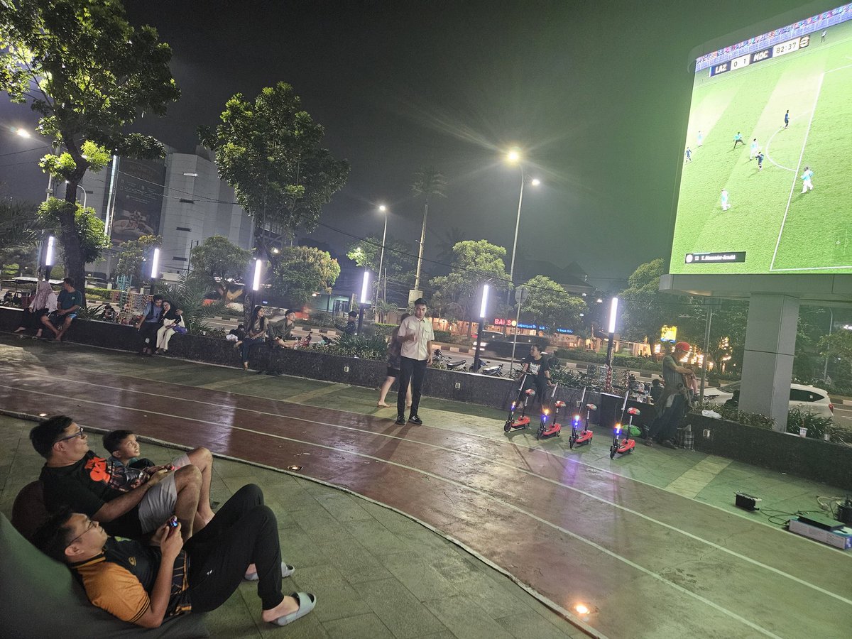fahrochi01's tweet photo. Puas main ps di videotron 😅 https://t.co/zz3XzDZJdk