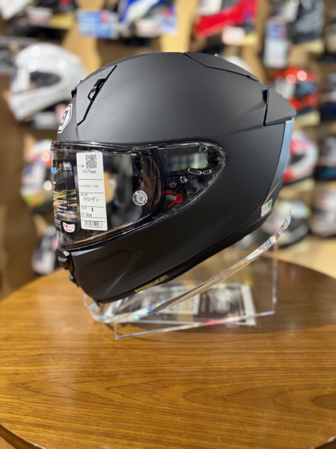 Ricoland_Kyoto's tweet image. 圧倒的な空力性能とフィット感で走りをワンランク上へ。
SHOEI X-FifteenマットスレートグレーSからXXLまでサイズ揃ってます。
見た目も性能も妥協無し！是非店頭でチェックしてください！！！
#ライコ京都 #ライコランド京都　#SHOEI #XFifteen