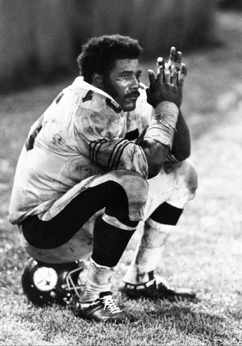 Football’s Greatest Moments tweet media