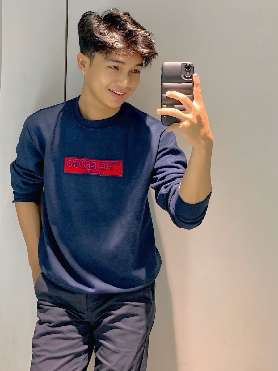 Btw i'm single..i need a partner