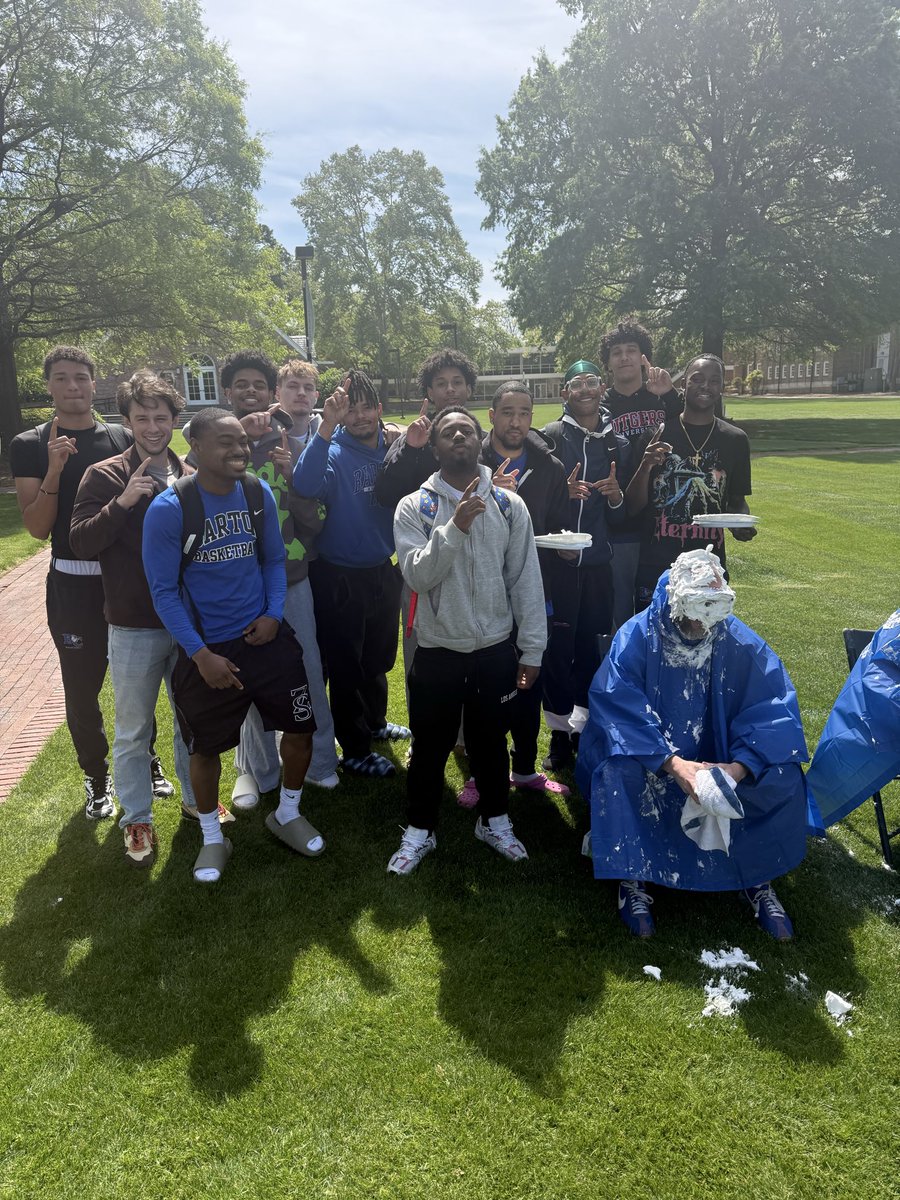 Michael Baez tweet media