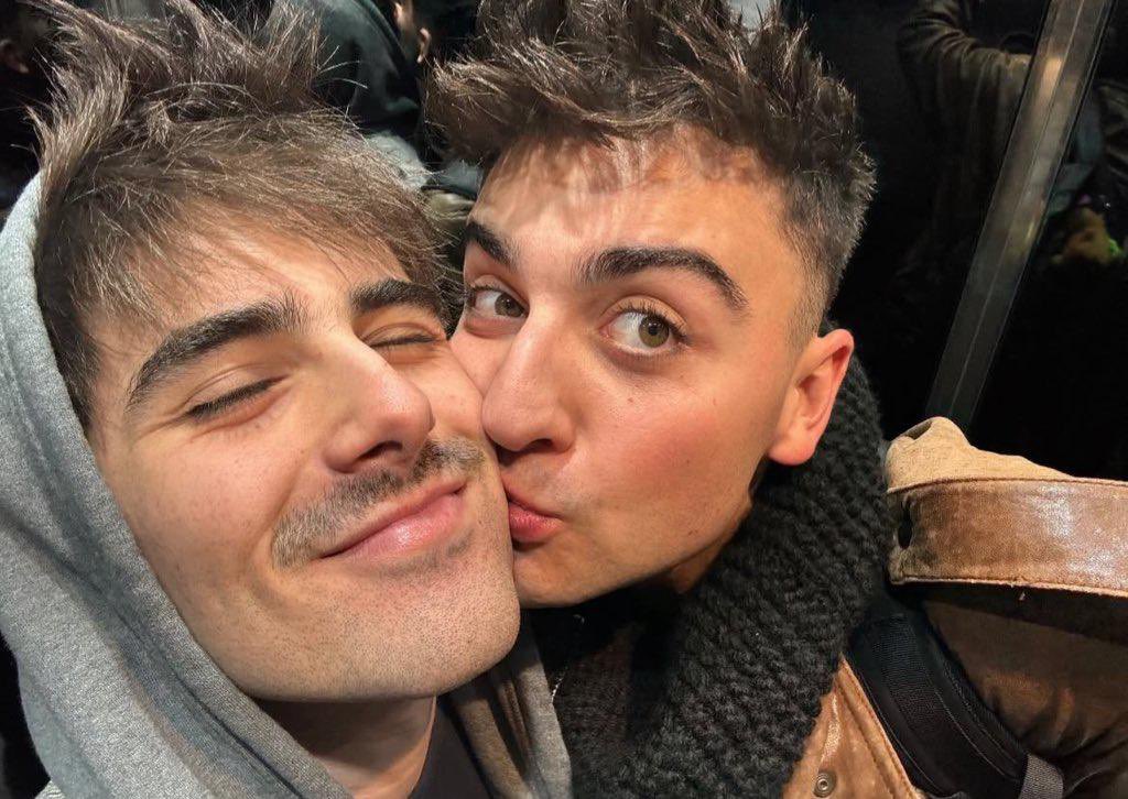 clau alave💐ੈ✩‧₊˚ tweet media