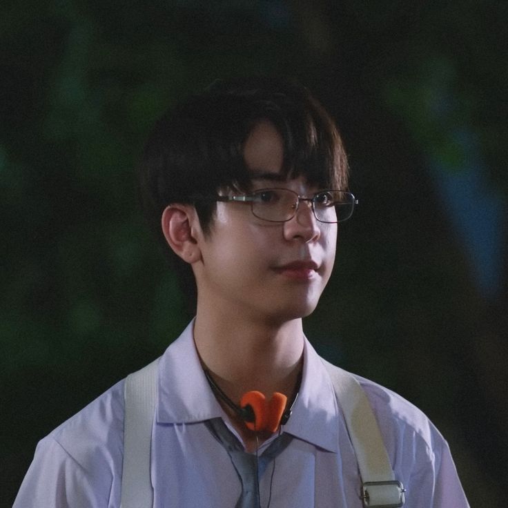 — 𝐶𝑒𝑐𝑖𝑙𝑖𝑎 ☆ ( very slow ) tweet media