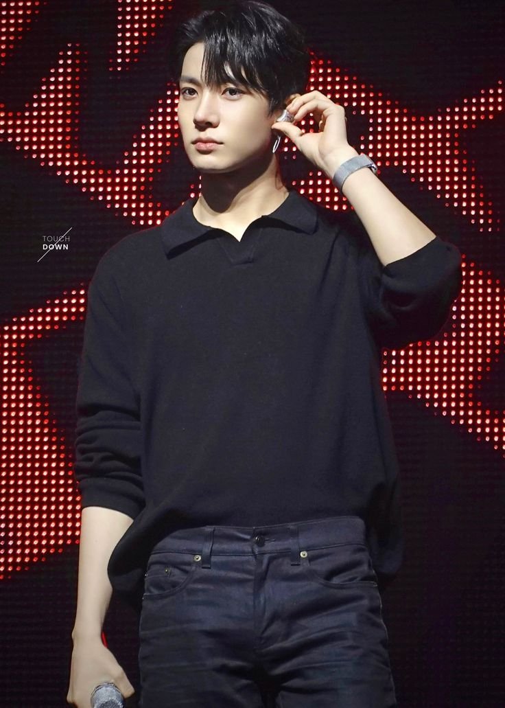 ana ༊·˚ tweet media