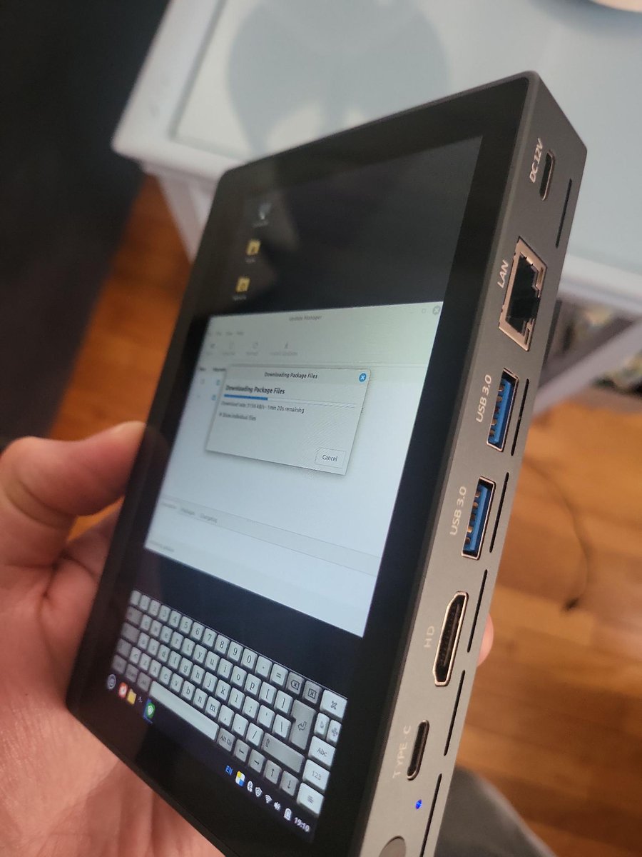 dan__brummitt's tweet photo. The goal is to provide a versatile travel experience as a backup while staying within the Linux ecosystem. 🍀

#DanielBrummitt: #DisruptiveFineArt

#TravelGuide #TravelTips ✈️ https://t.co/dH2erqMzLy