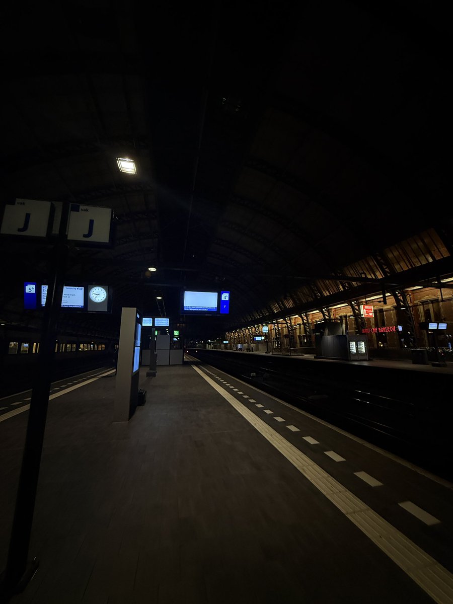 a 🇵🇸 tweet media