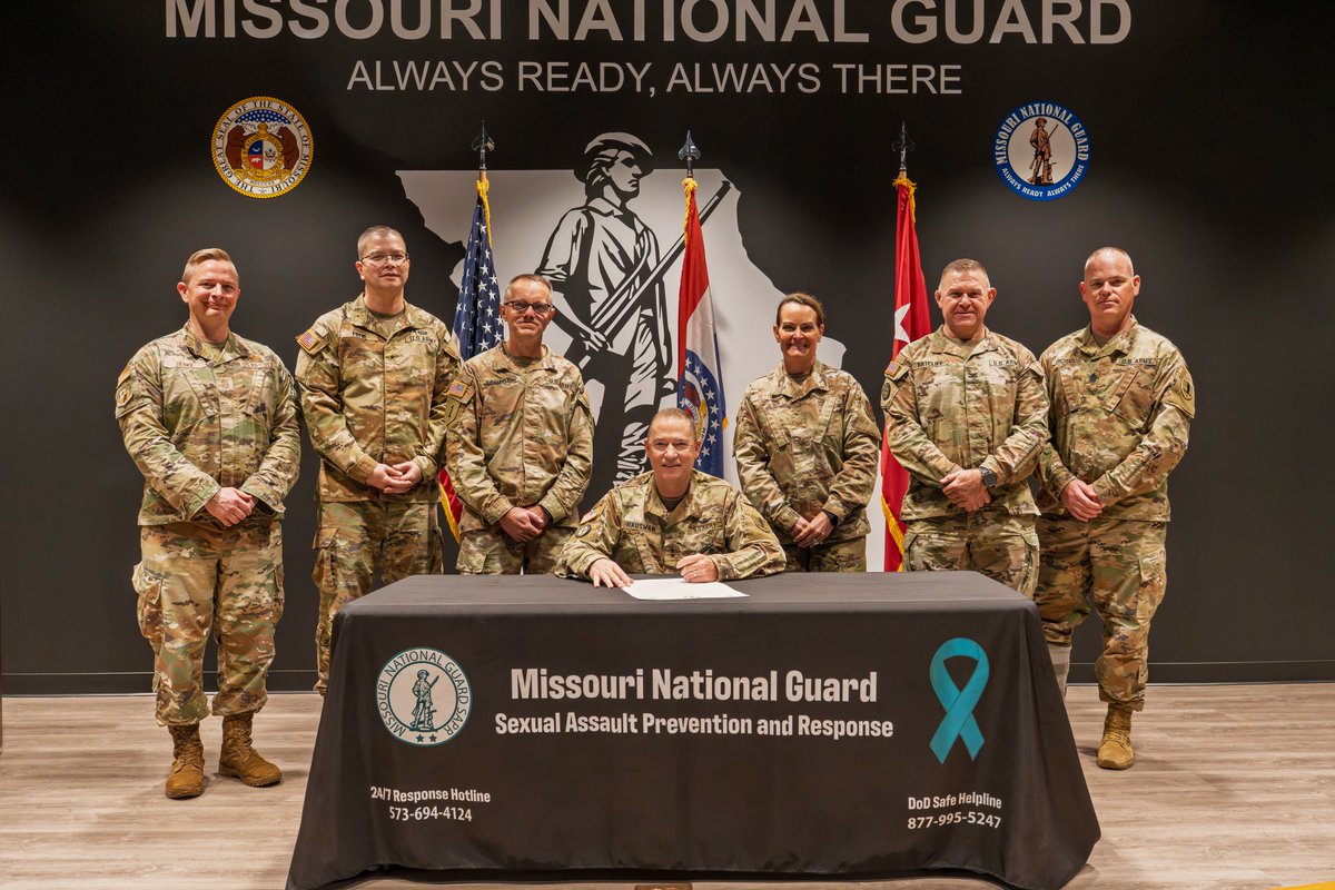 Missouri_NG's tweet image. Last Friday, Maj. Gen. Charles Hausman signed a proclamation honoring the national recognition of April as Sexual Assault Awareness and Prevention Month, reaffirming our commitment to survivors and to a culture of dignity, respect, accountability, and prevention. #MoGuard #SAAPM