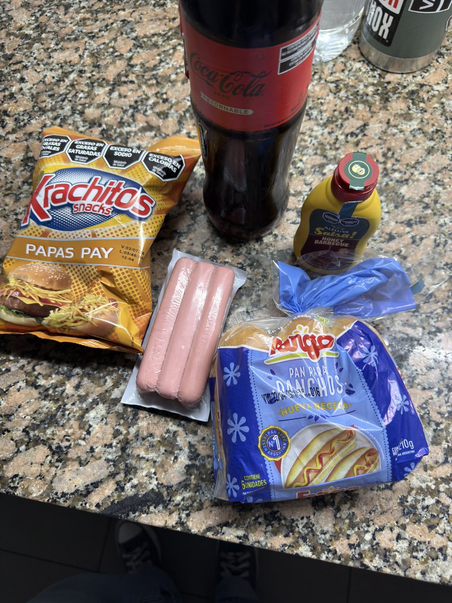 ay lupita tweet media