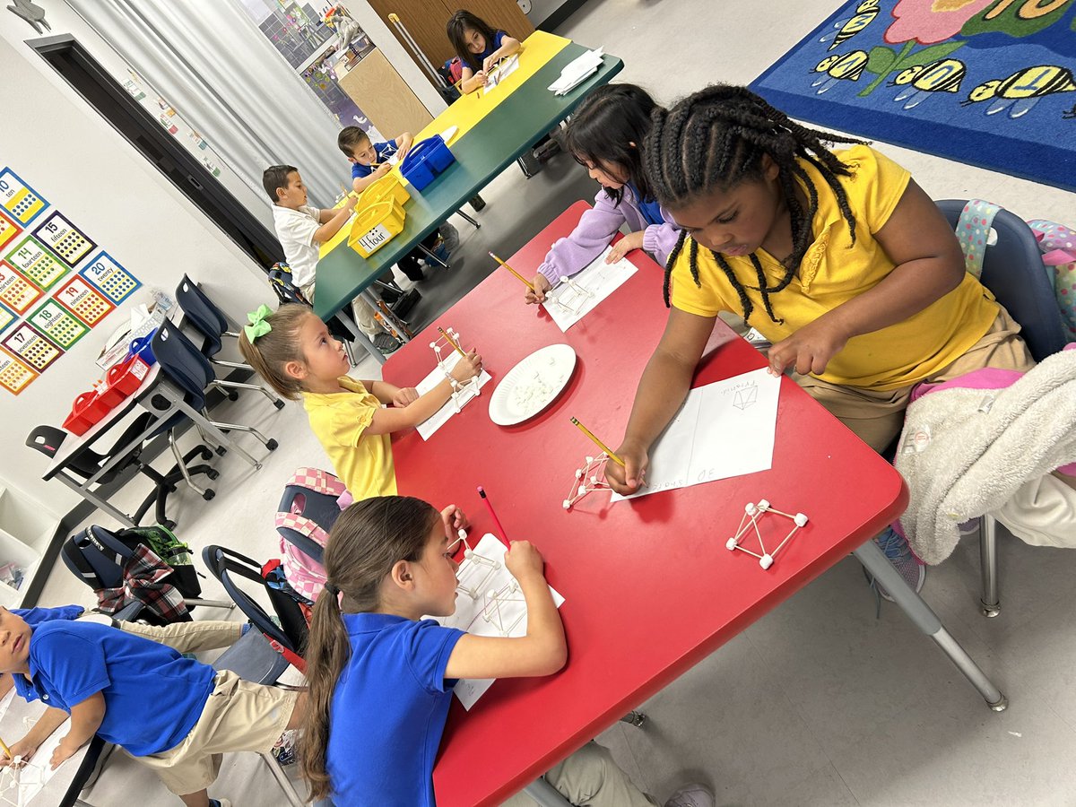 Emily Rush tweet media